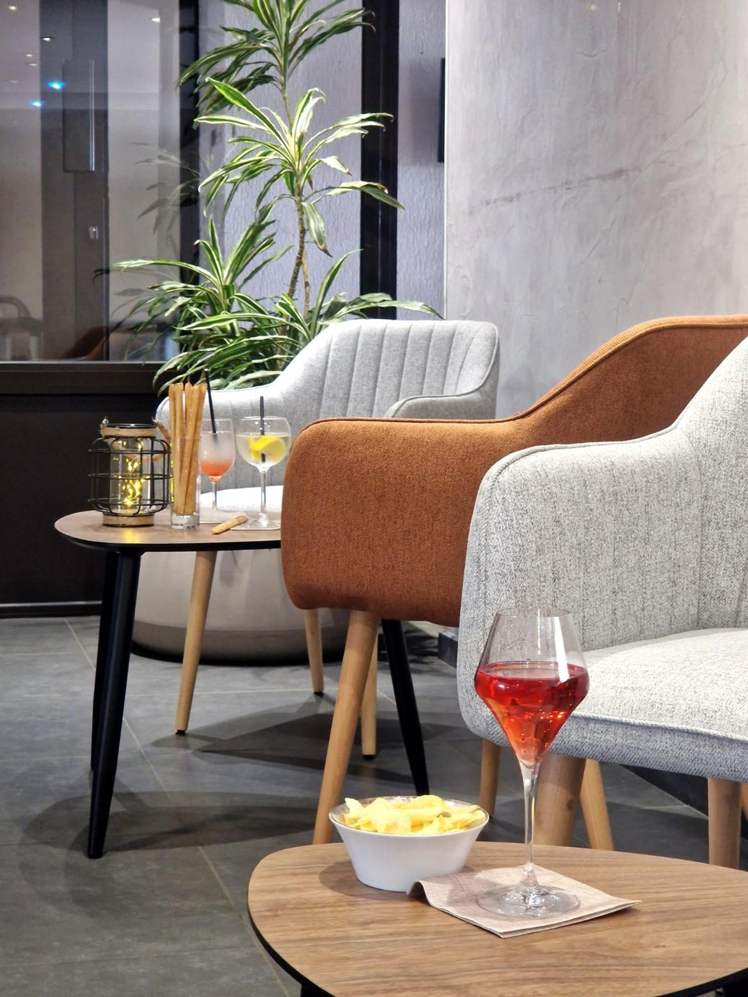 Hotel Ariane Fos Sur